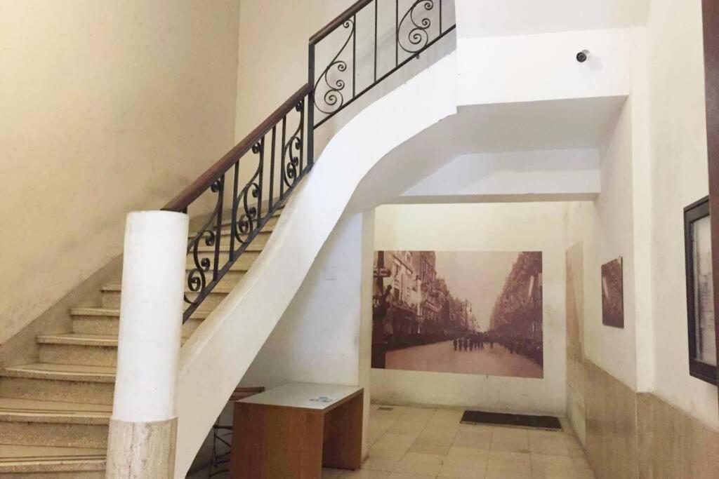 Duplex En Centro Historico Y Turistico Sobre Av. De Mayo Буэнос-Айрес Экстерьер фото