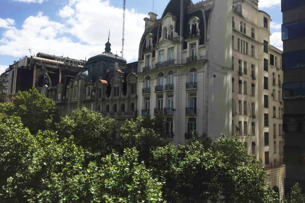 Duplex En Centro Historico Y Turistico Sobre Av. De Mayo Буэнос-Айрес Экстерьер фото