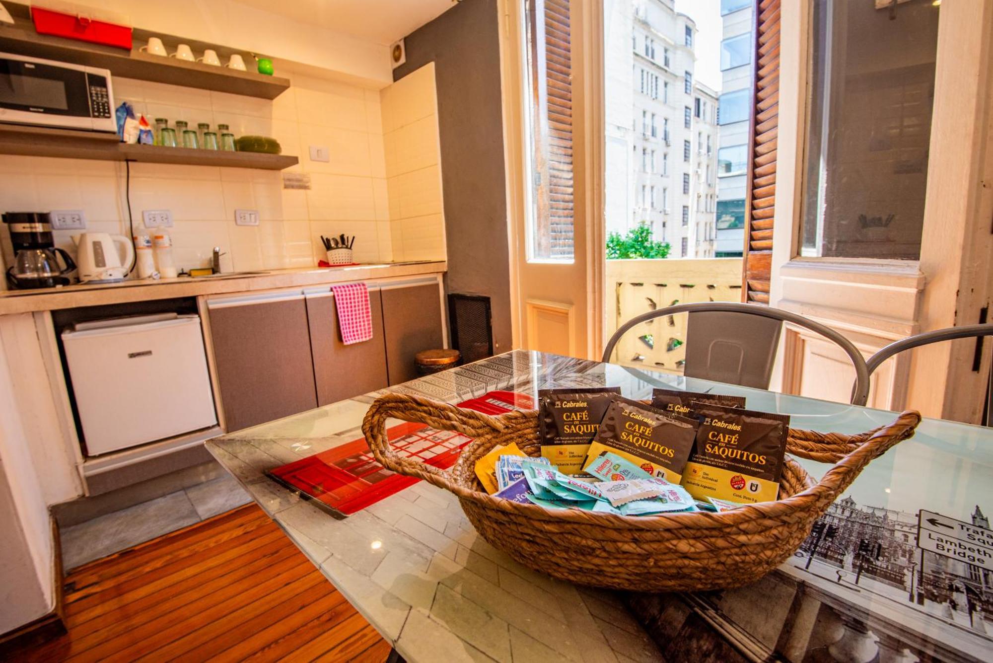 Duplex En Centro Historico Y Turistico Sobre Av. De Mayo Буэнос-Айрес Экстерьер фото