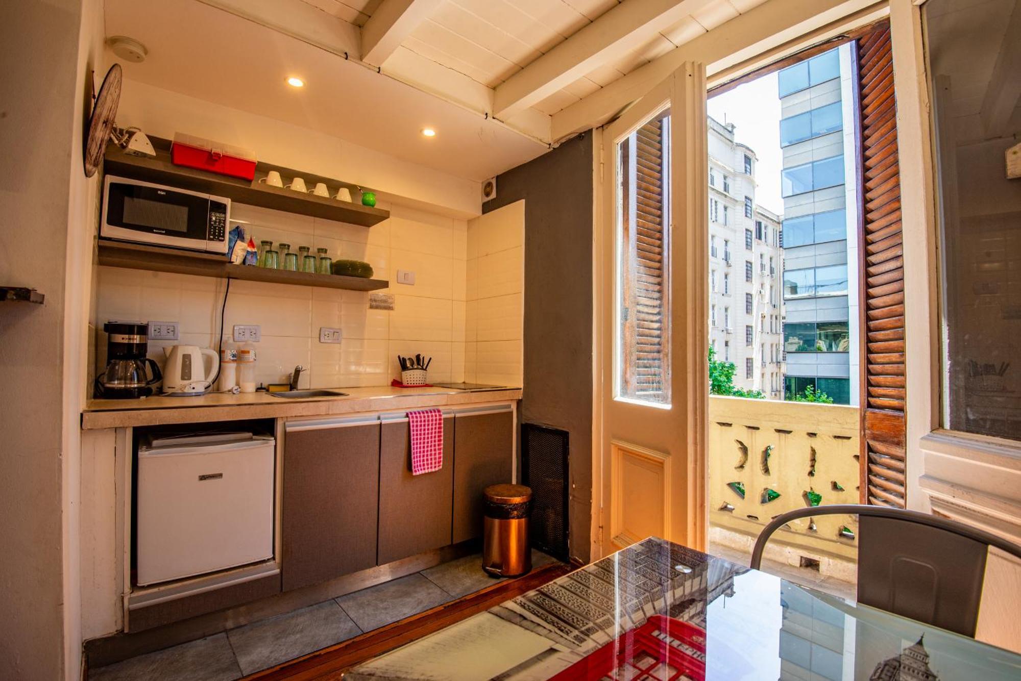 Duplex En Centro Historico Y Turistico Sobre Av. De Mayo Буэнос-Айрес Экстерьер фото