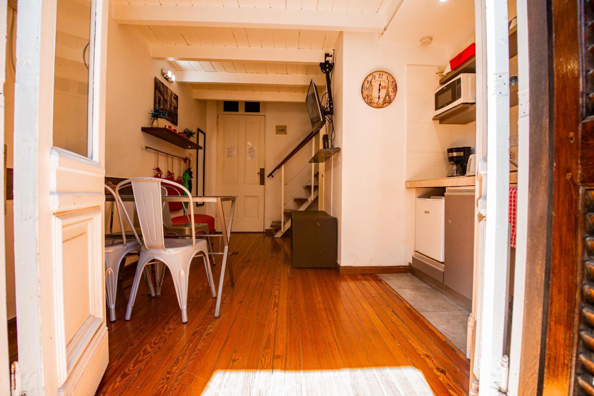 Duplex En Centro Historico Y Turistico Sobre Av. De Mayo Буэнос-Айрес Экстерьер фото